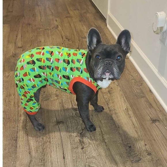 Dog and Cat Holiday Family Multi Santas Pajama - Wondershop Size M L XL - Picture 9 of 9